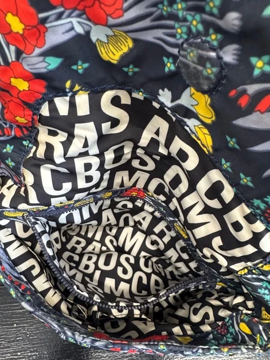 Marc Jacobs Natasha Quilted Floral Crossbody Blue with Red & Yellow Flowers - Picture 15 of 17